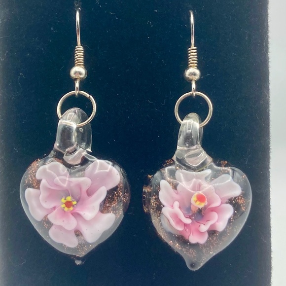 Art Glass Heart Earrings With Flower - Picture 1 of 5